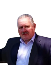 Ignacy_Kubiak-removebg-preview